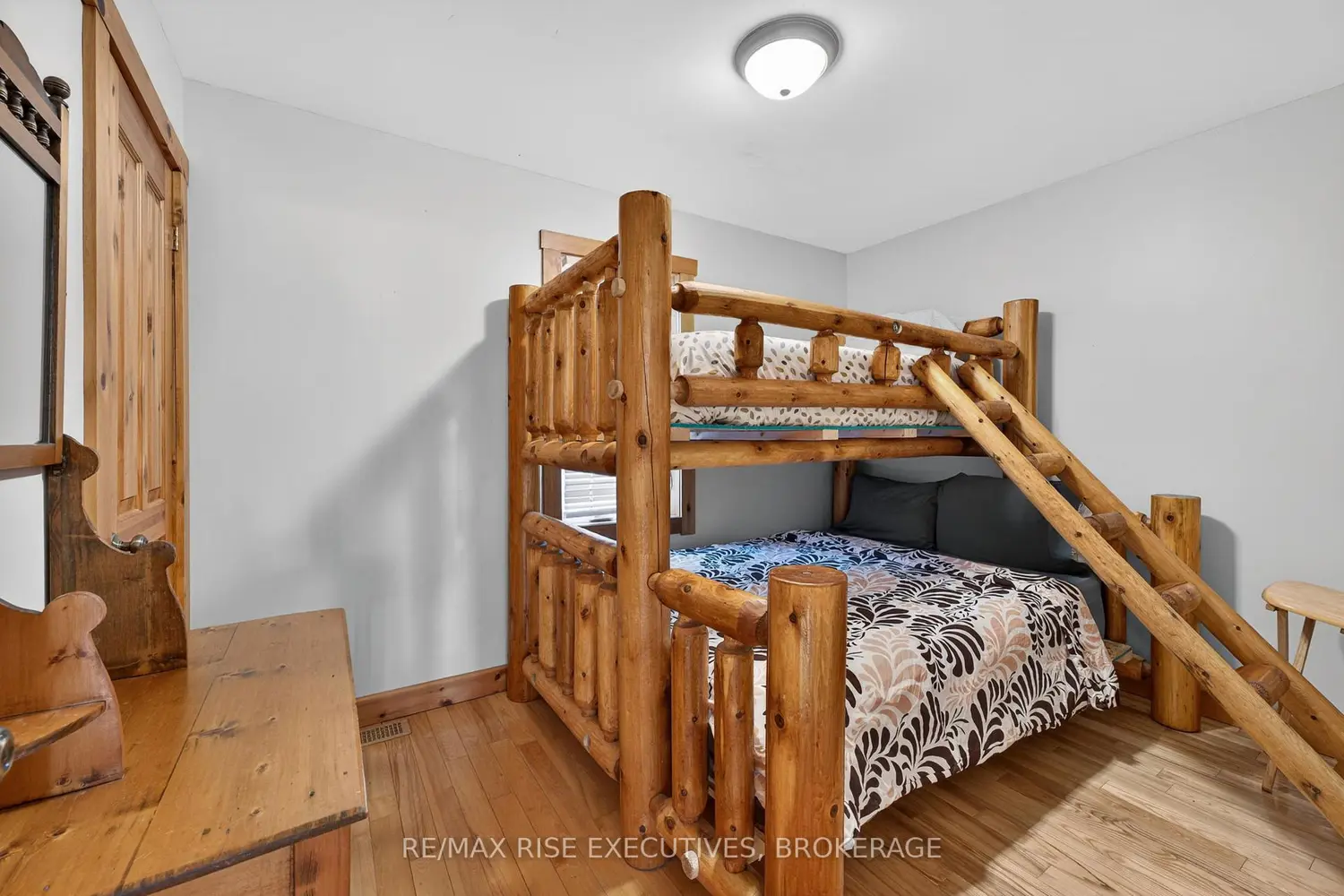 Additional image 6 of 1093B Two Loon Lane