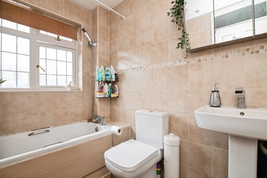 Additional image 17 of 4 bed semi-detached house for saleWooding Crescent, Tipton DY4