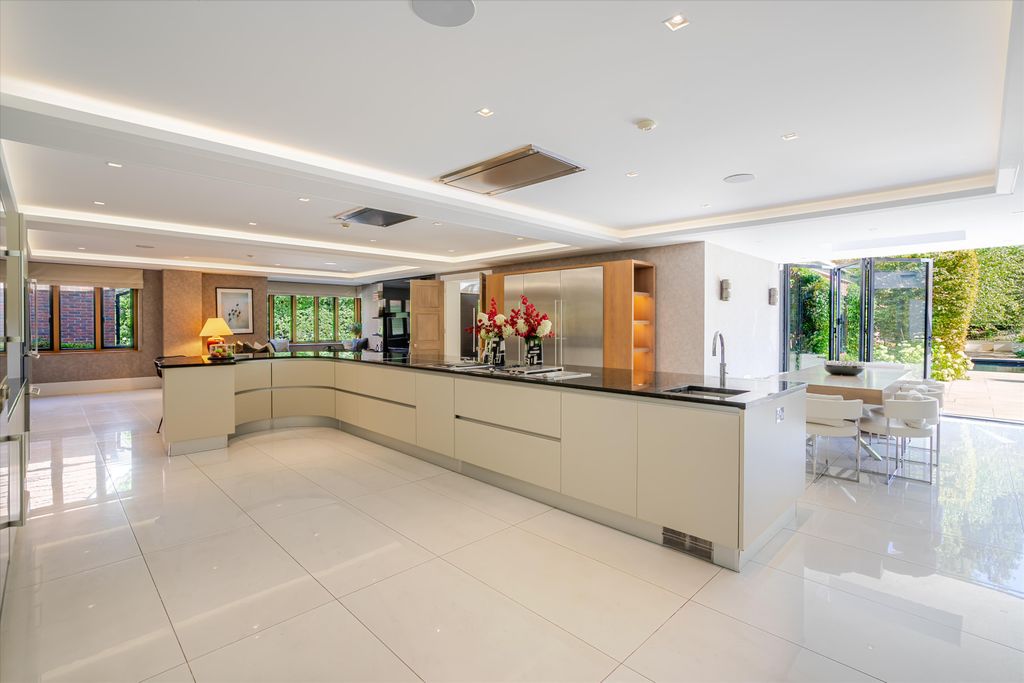 Additional image 11 of 6 bed detached house for saleWest Road, St George's Hill, Weybridge, Surrey KT13