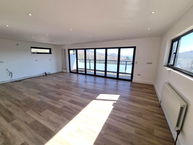 Additional image 7 of 6 bed detached house for salePenrhiw Lane, Machen CF83