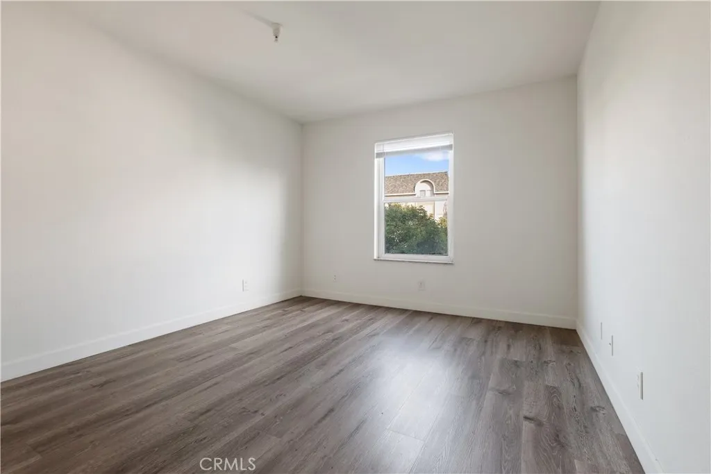 Additional image 9 of 1246 W 30th Street W, Los Angeles, CA 90007