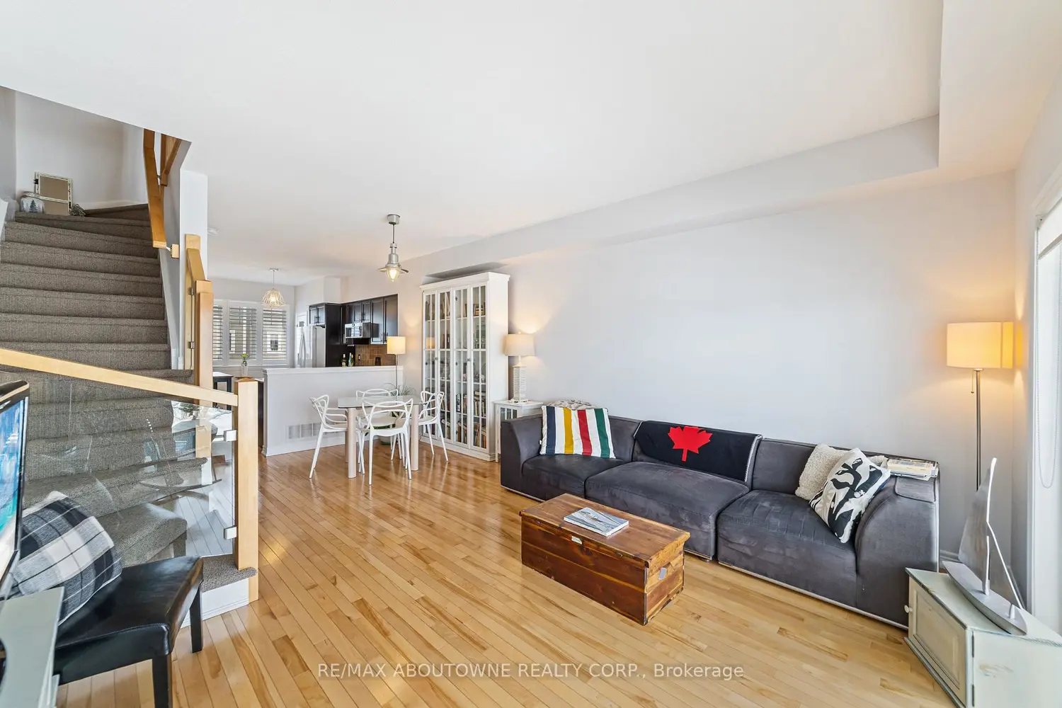 Additional image 7 of 337 Beach Boulevard #3