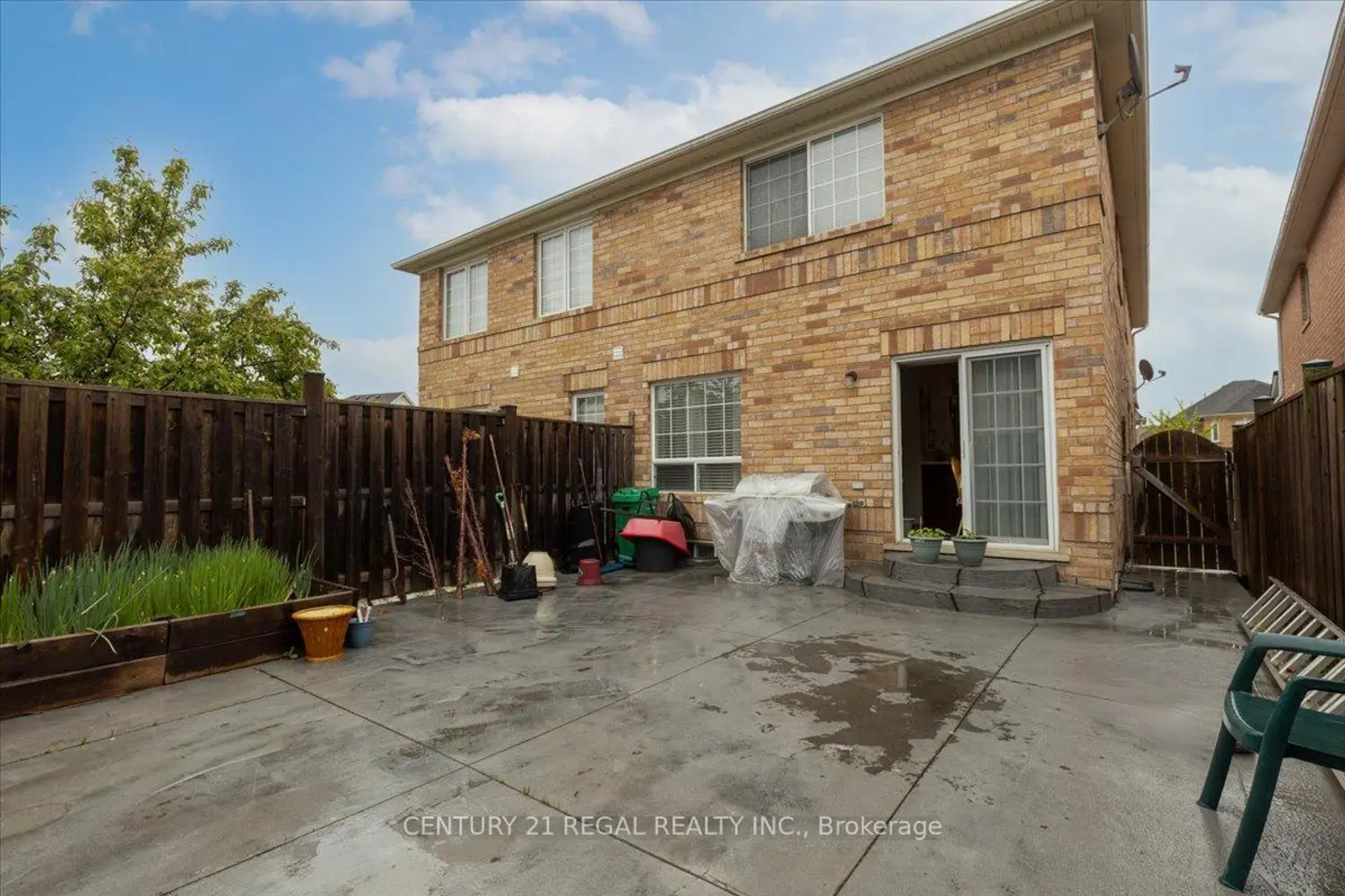 Additional image 17 of 4 Parisian Road