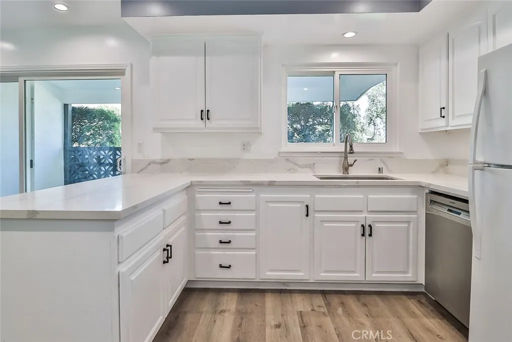 Additional image 55 of 23540 Kivik St, Woodland Hills, CA 91367