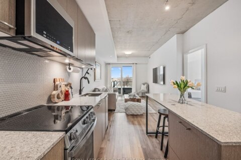 Additional image 7 of 1808 St Clair Avenue, Toronto, ON, M6N 0C1