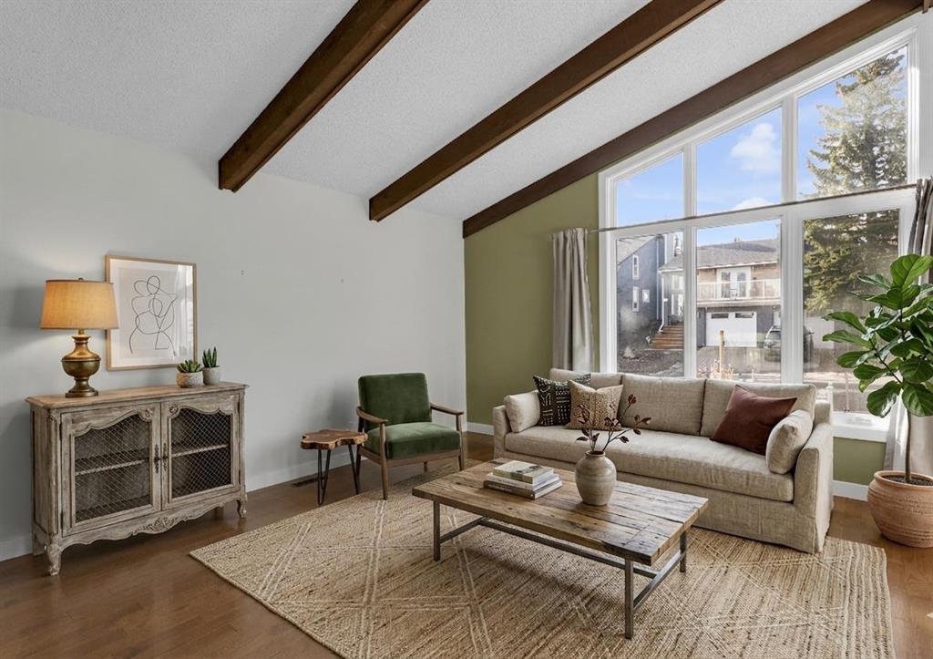 Additional image 3 of 15 Beaconsfield Place NW, Calgary, AB, T3K 1W8