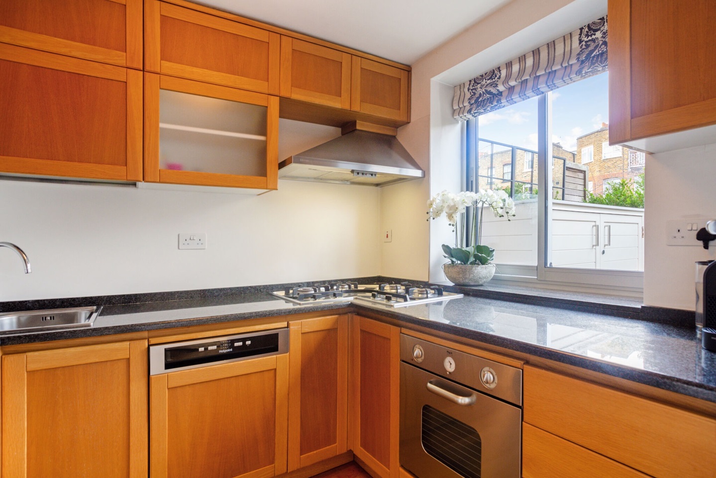 Additional image 5 of 2 Bed Flat, Beatrix House, SW5, N1 7GU