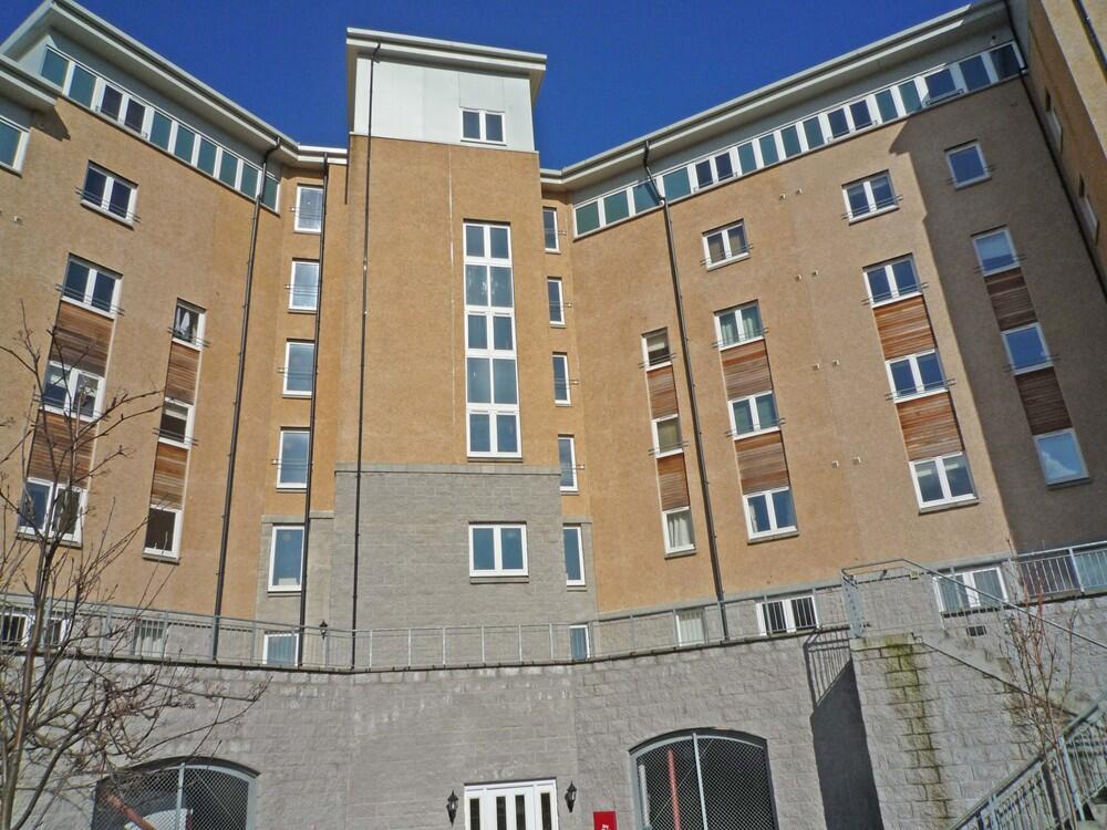 75 Portland Street, AB11 6LN