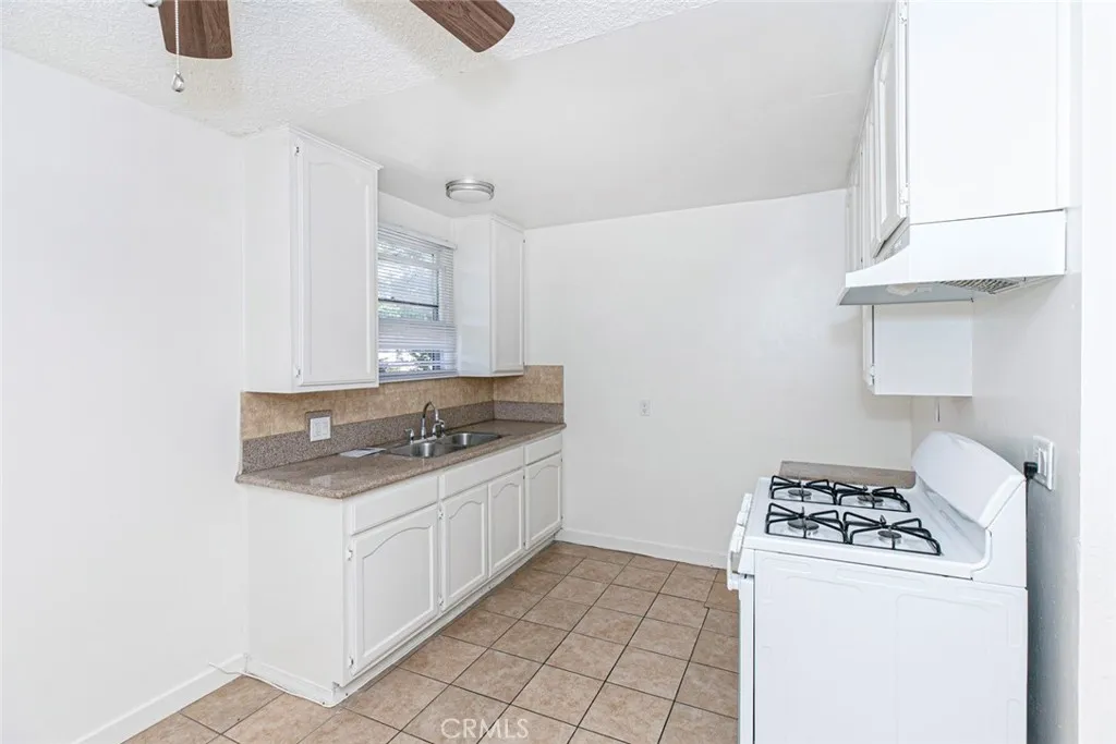 Additional image 15 of 11659 Hamlin Street Unit 6, North Hollywood, CA 91606