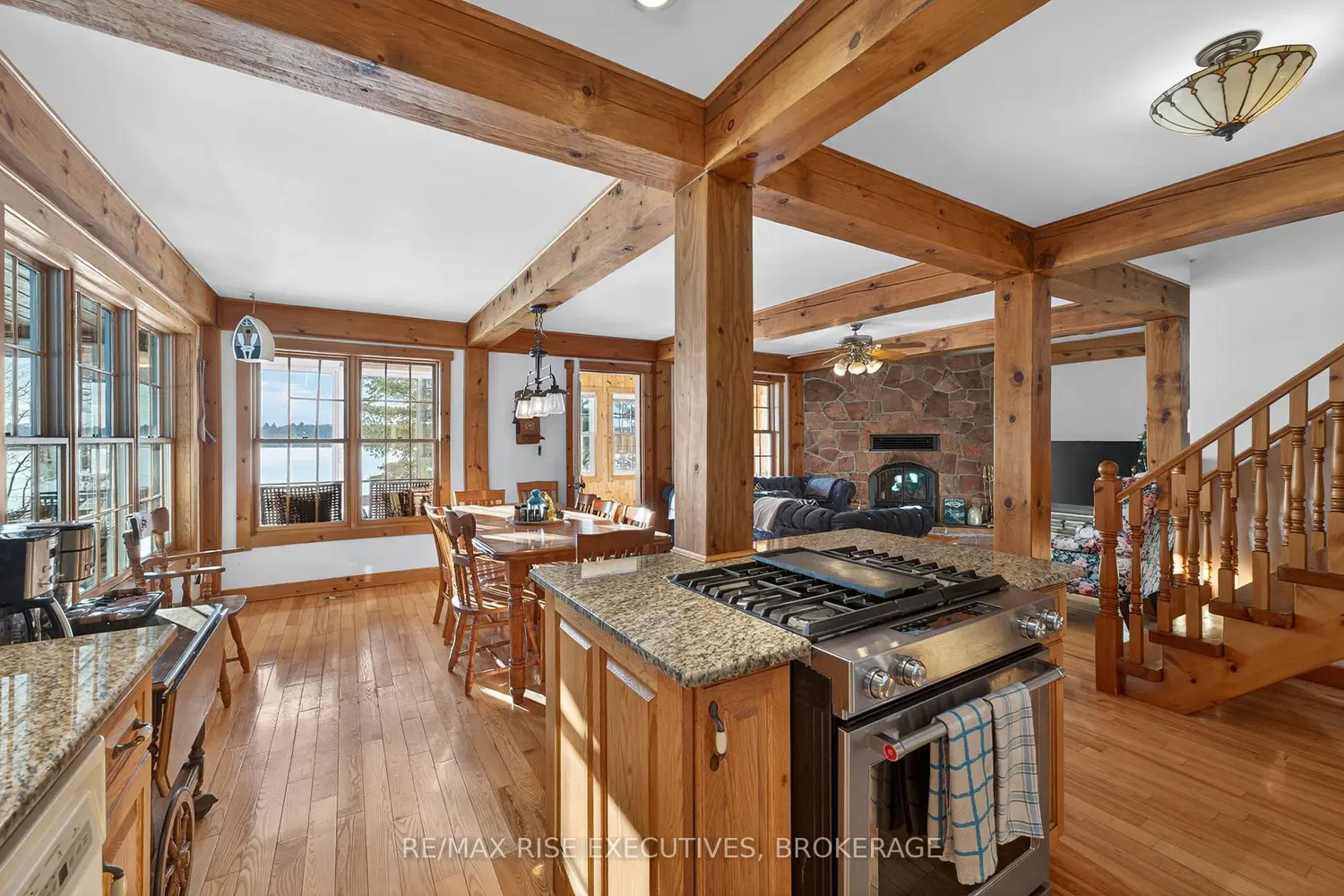 Additional image 3 of 1093B Two Loon Lane