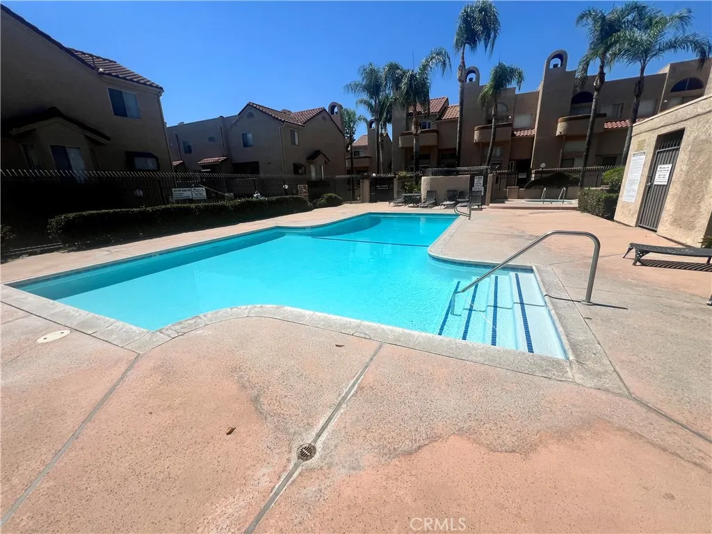 2022 S Bon View Avenue Unit D, Ontario, CA 91761