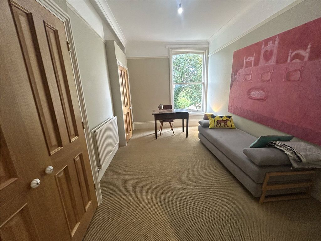 Additional image 7 of 2 bed flat for saleElm Grove Road, Salisbury, Wiltshire SP1