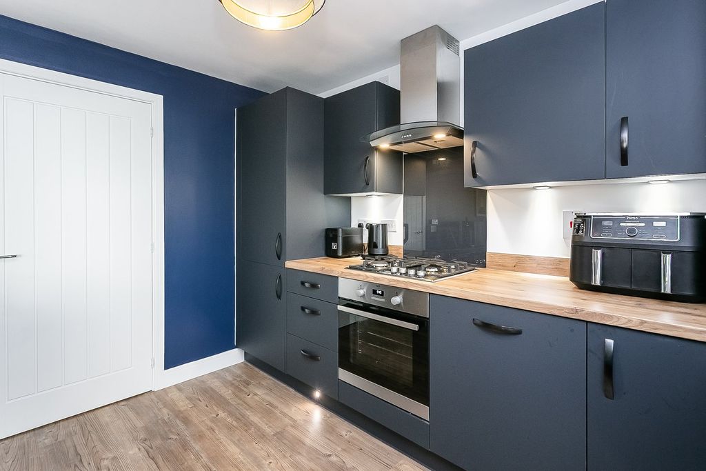 Additional image 6 of 2 bed flat for saleLilybank Road, Ratho Station, Newbridge, Edinburgh EH28