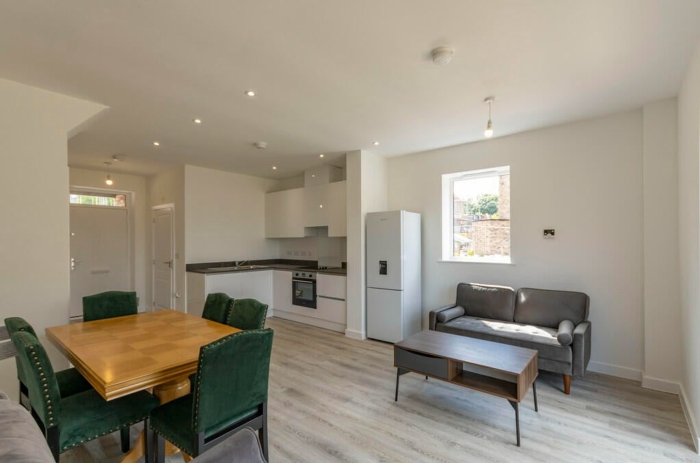 2 Bed End Terrace, Eden Avenue, B12, N1 7GU