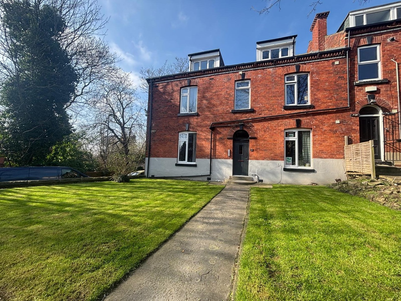 1 Bed Flat, Buckingham Mount, LS6, N1 7GU