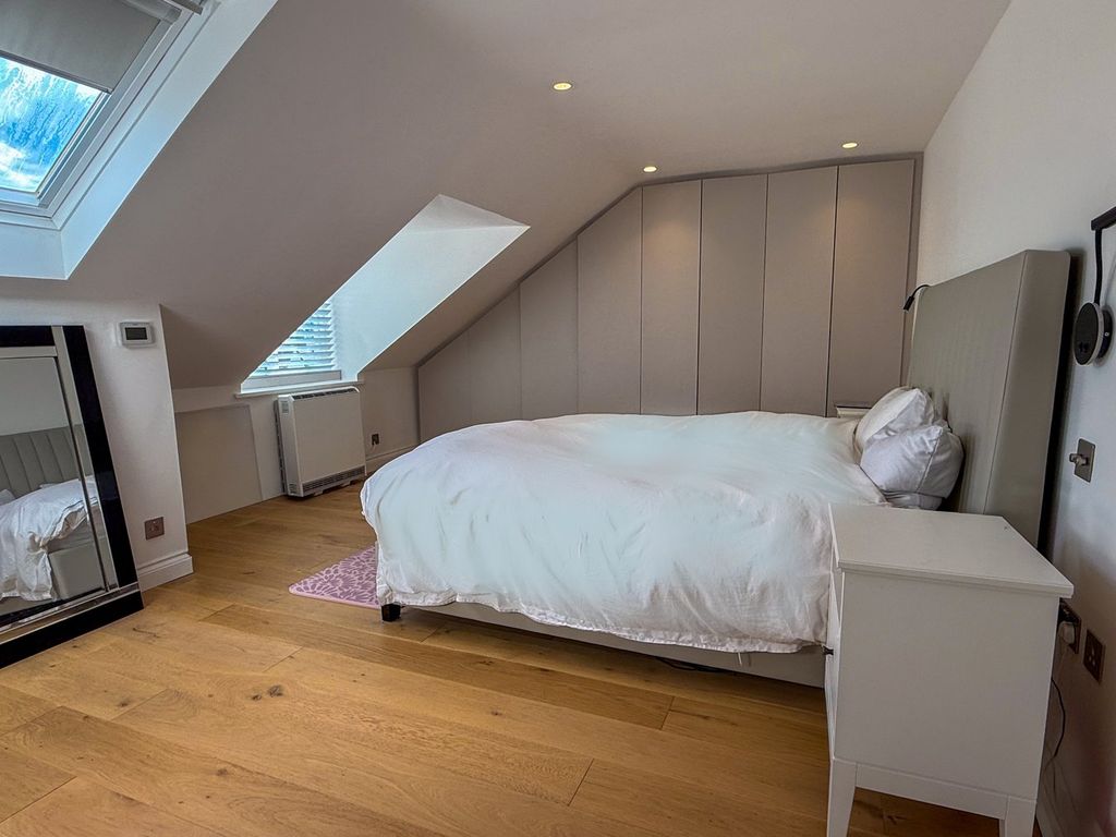 Additional image 5 of 2 bed flat for saleOld Mill, Church Road, Shaw, Newbury RG14