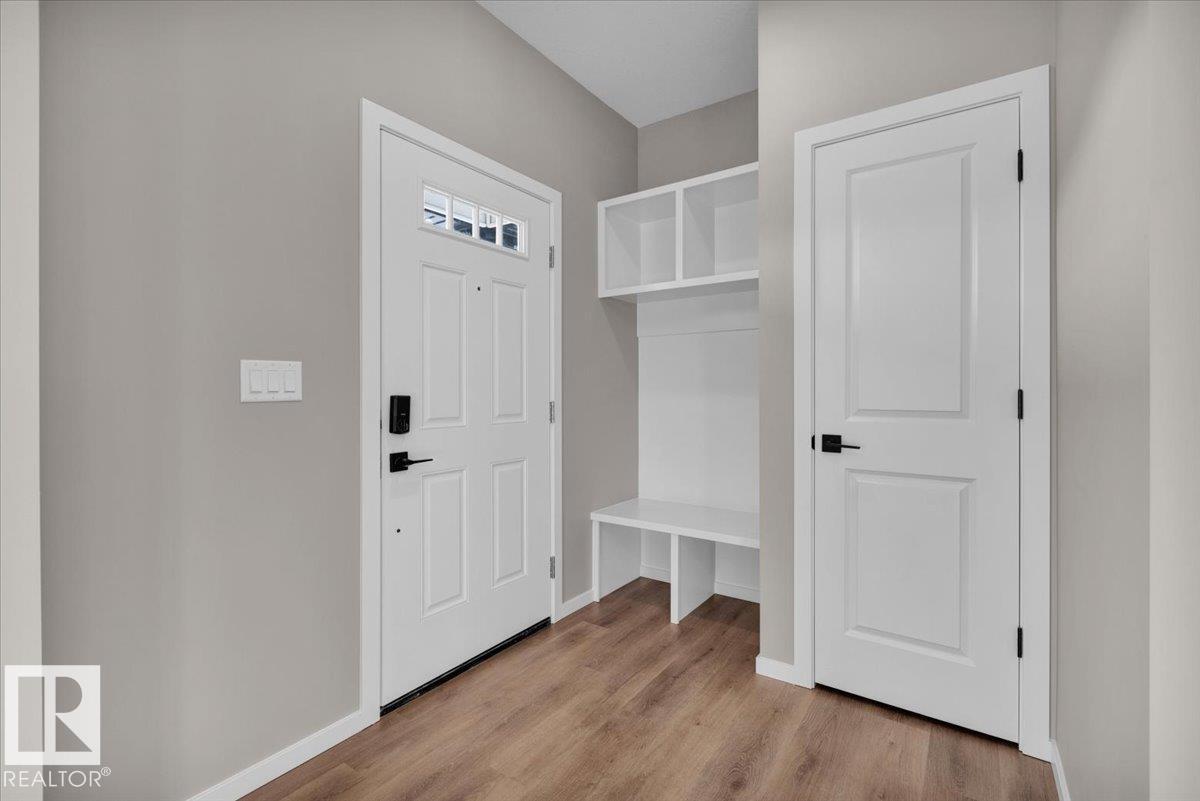 Additional image 2 of 1100 Mcleod Avenue, Spruce Grove, AB, T7X4G8