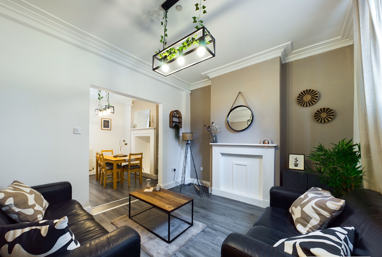 2 Bed Terraced House, Albion Street, B1, N1 7GU