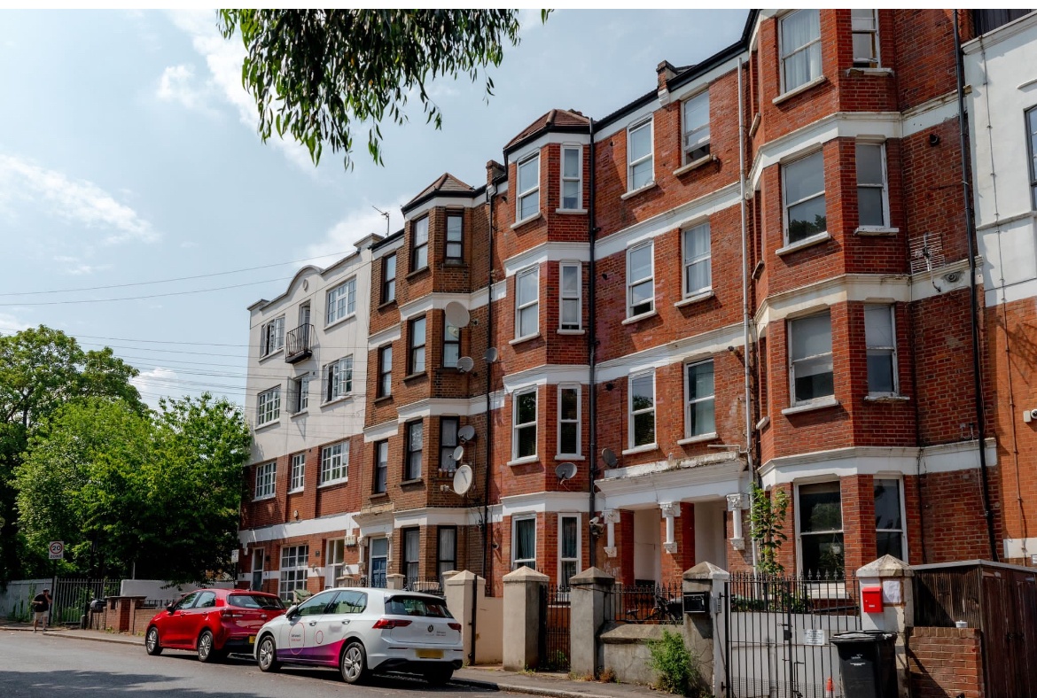 Additional image 9 of 2 Bed Flat, Brighton Terrace, SW9, N1 7GU