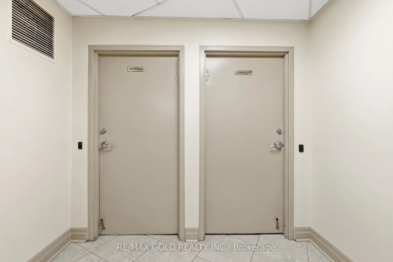 Additional image 17 of 335 Mill Road 401