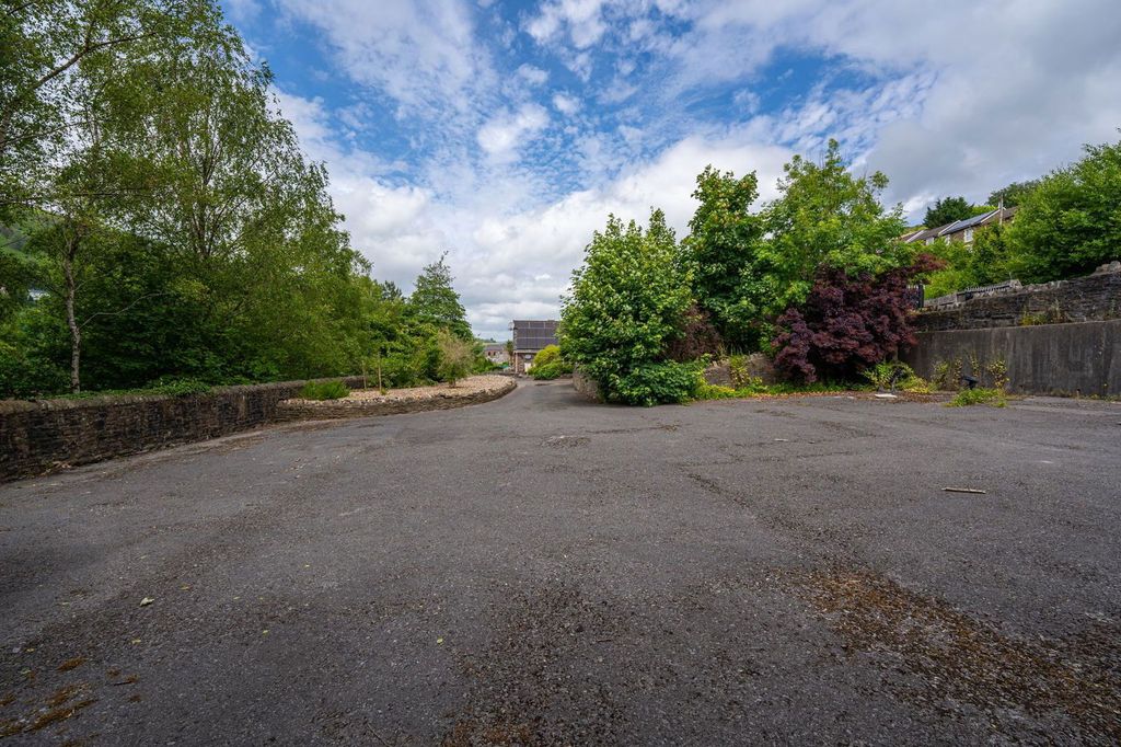 Additional image 5 of 6 bed detached house for saleDuffryn Terrace, Elliots Town, New Tredegar NP24