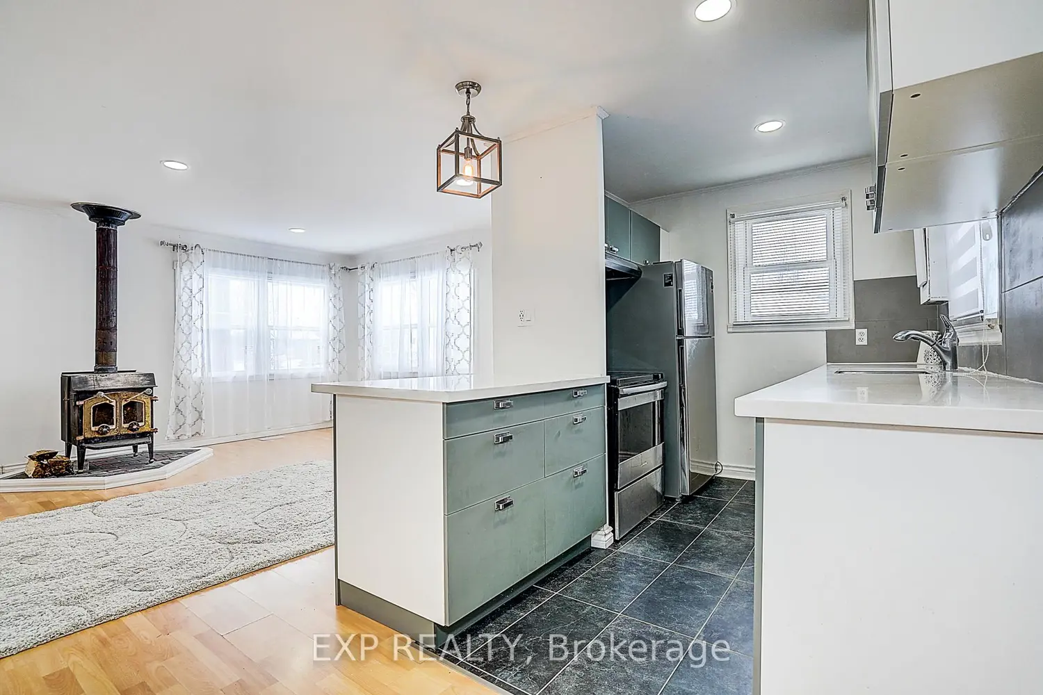 Additional image 8 of 31 Ridge Avenue