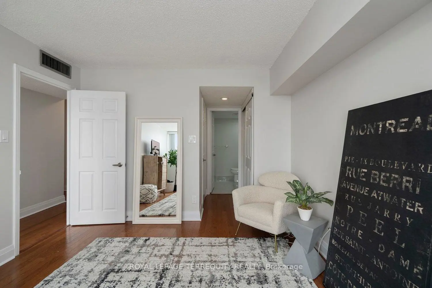 Additional image 15 of 4235 Sherwoodtowne Boulevard 1607