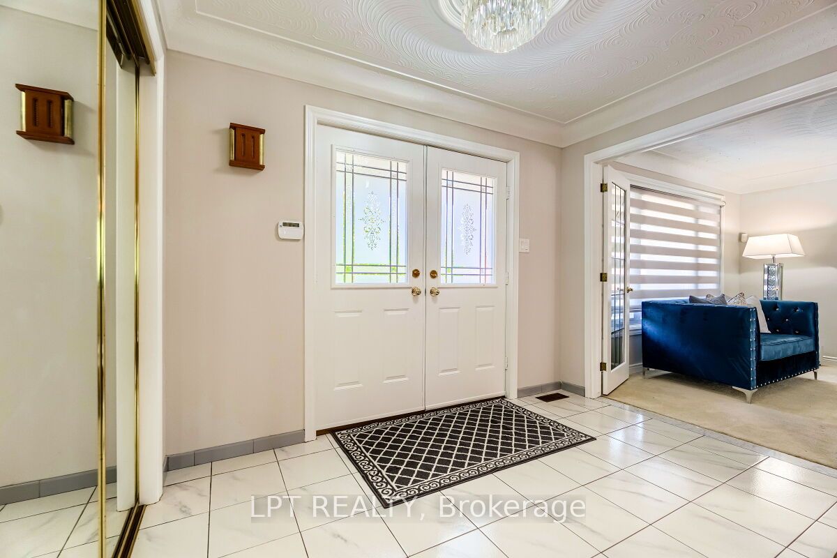 Additional image 3 of 16 Vogue Court, Hamilton, ON, L8E 4T3