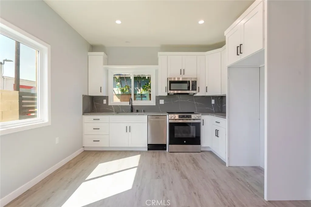 Additional image 15 of 944 Zook Drive Unit A, Glendale, CA 91202