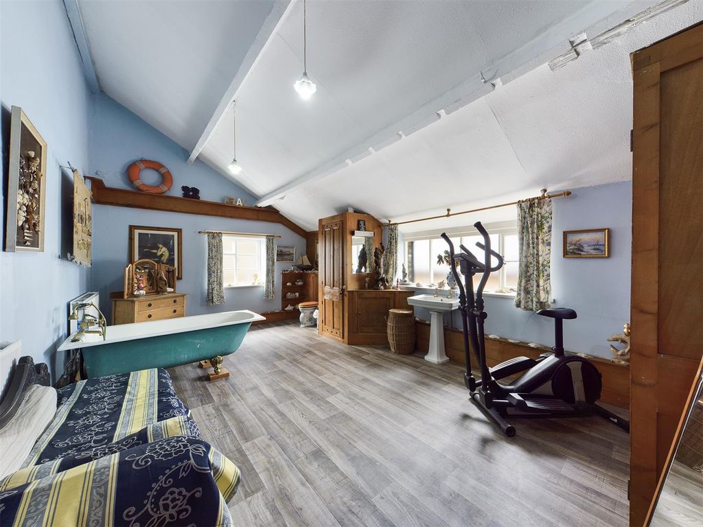 Additional image 17 of 9 bed property for saleRegent Street, Llangollen LL20