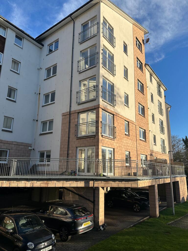 Shaw Crescent, Aberdeen, AB25