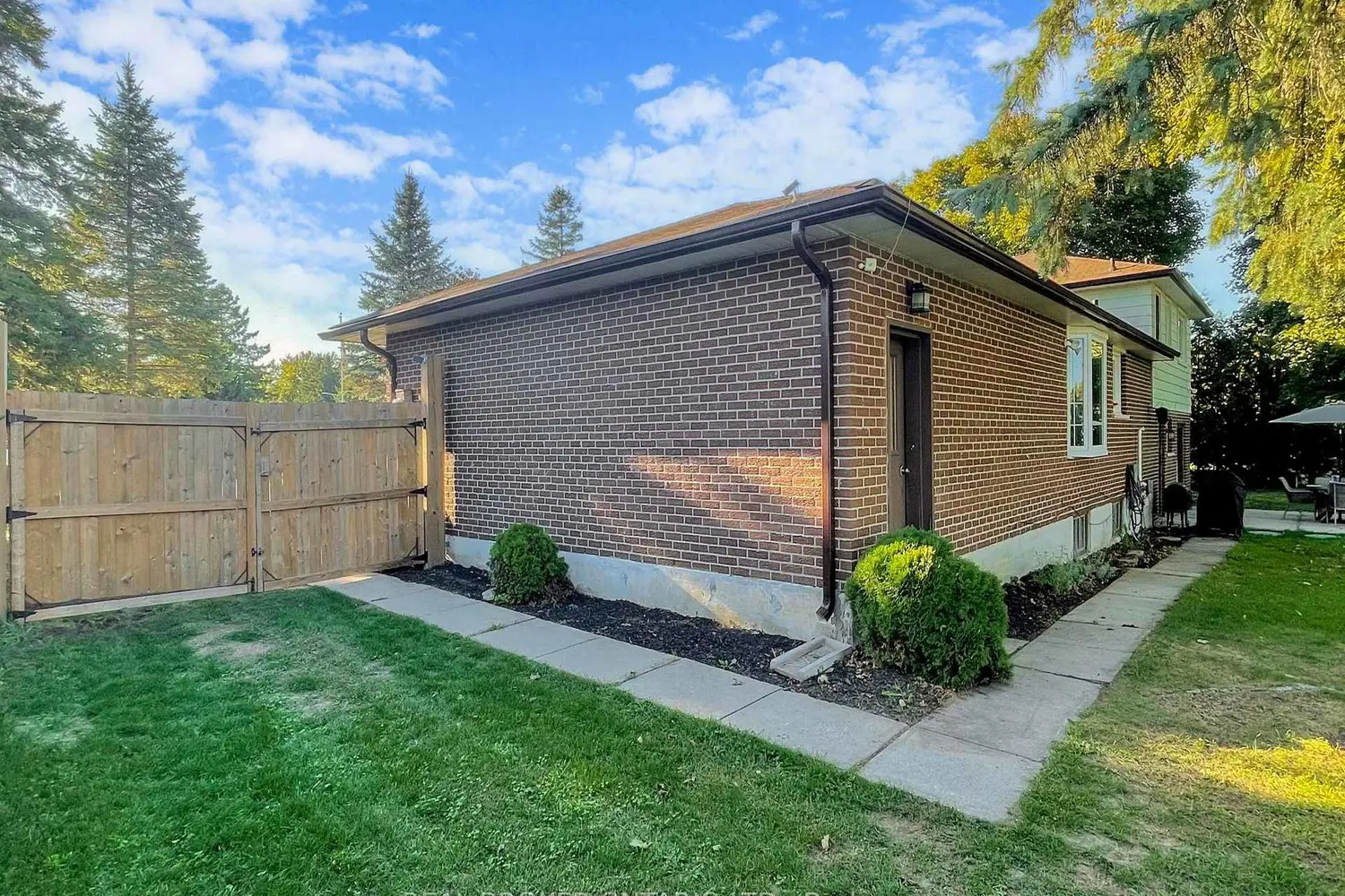 Additional image 18 of 15 Jasmine Crescent