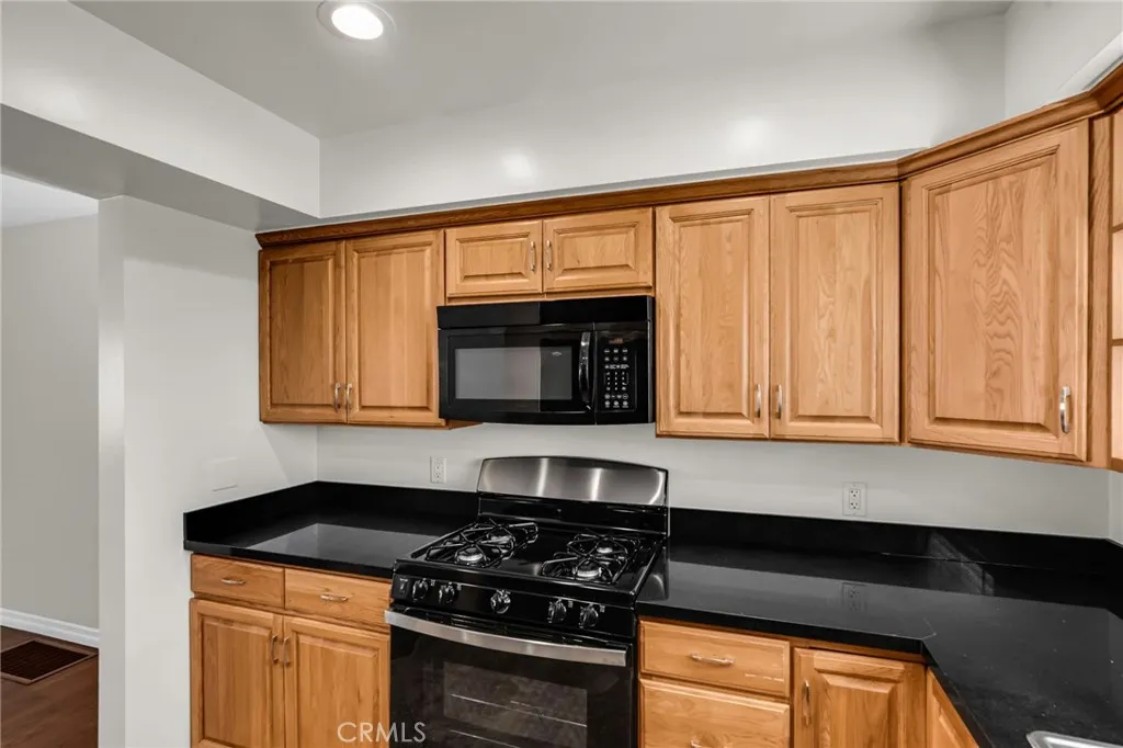 Additional image 16 of 185 Costa Mesa Street Unit B, Costa Mesa, CA 92627