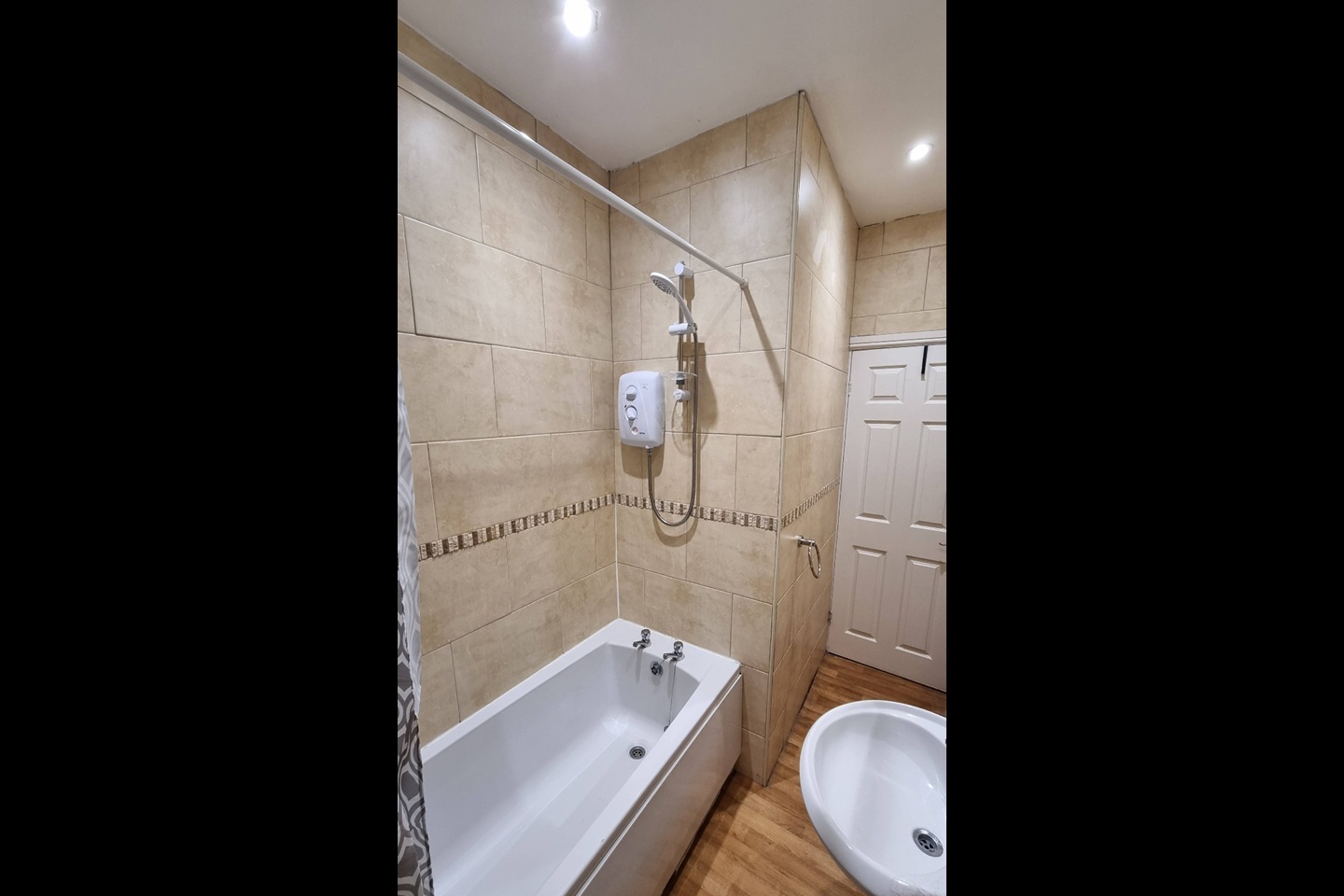 Additional image 17 of 4 Bed Terraced House, Salisbury Grove, LS12, N1 7GU