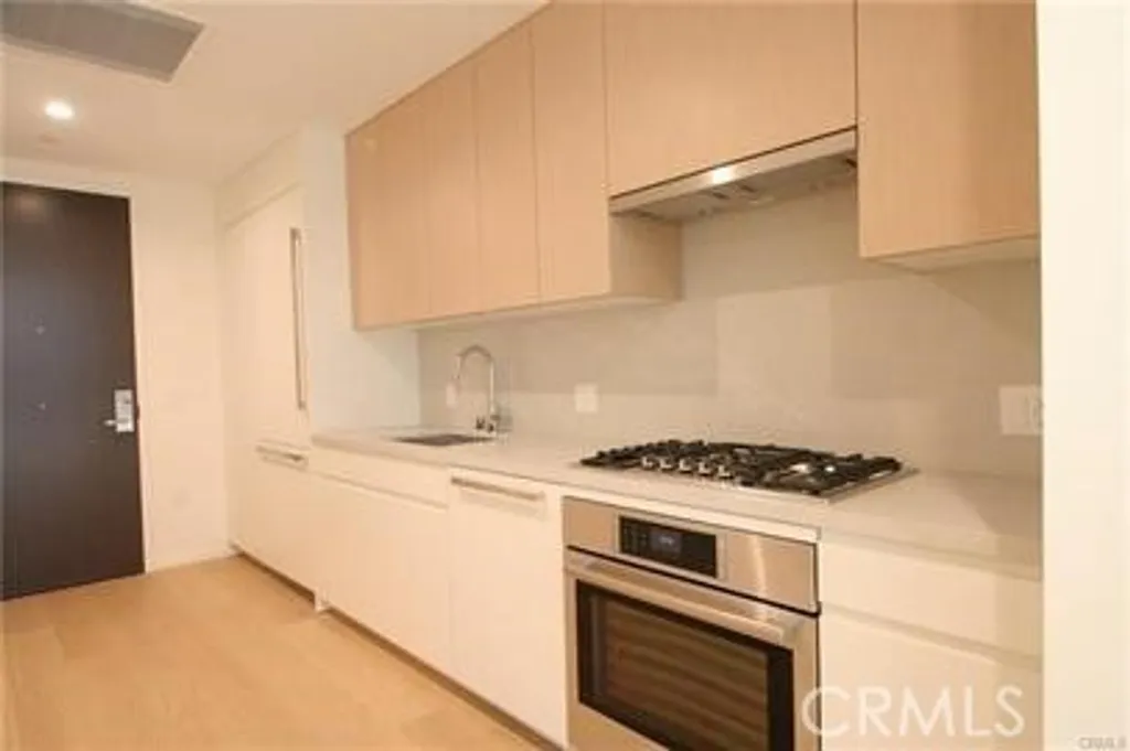 Additional image 3 of 877 Francisco Street Unit 521, Los Angeles, CA 90017