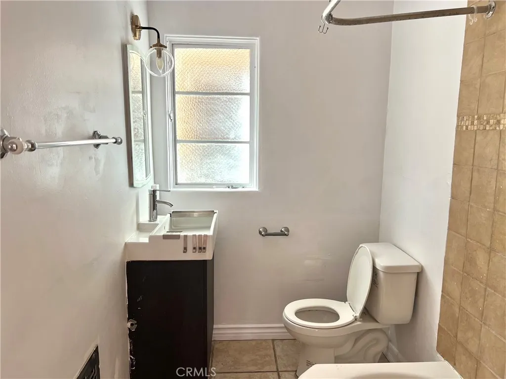 Additional image 14 of 5253 Denny Ave, North Hollywood, CA 91601