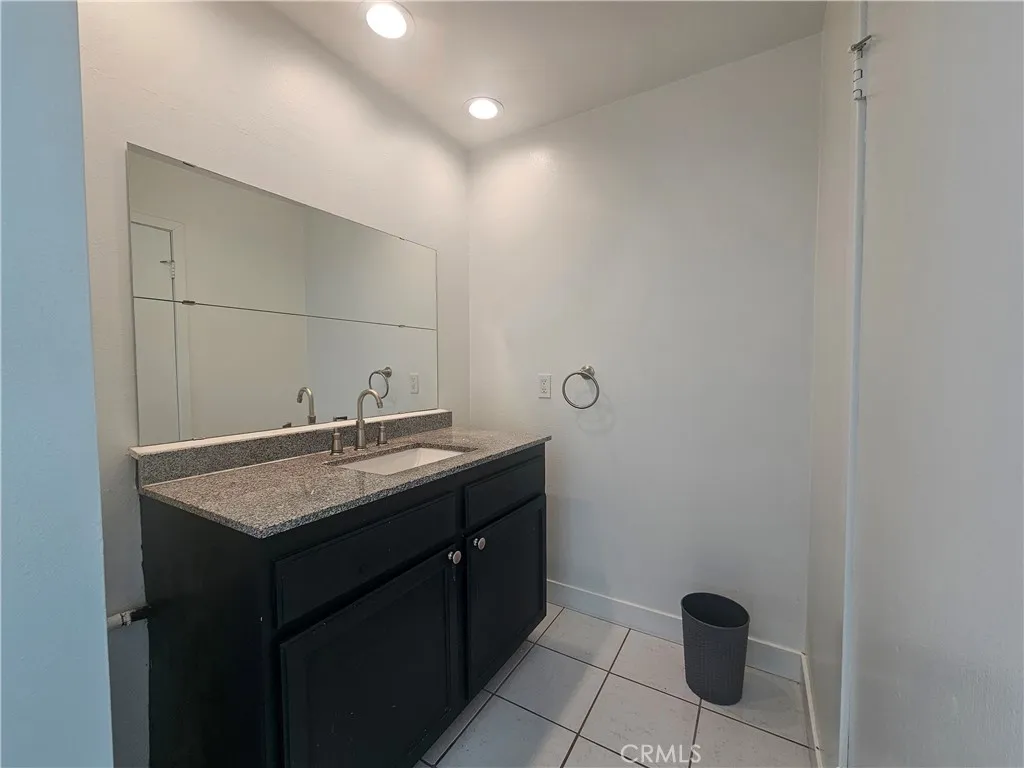 Additional image 46 of 15125 Nordhoff St, North Hills, CA 91343