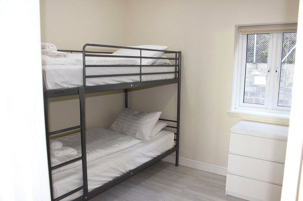 Additional image 10 of 2 bed flat for saleApt 2 (16) Coastal View, Pendine, Carmarthen SA33