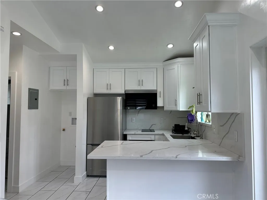 Additional image 15 of 7013 Bellaire Ave, North Hollywood, CA 91605