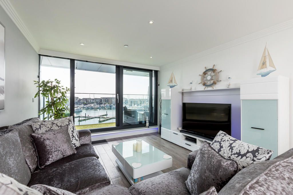 2 bed flat for saleAdmirals Quay, Ocean Way, Southampton SO14