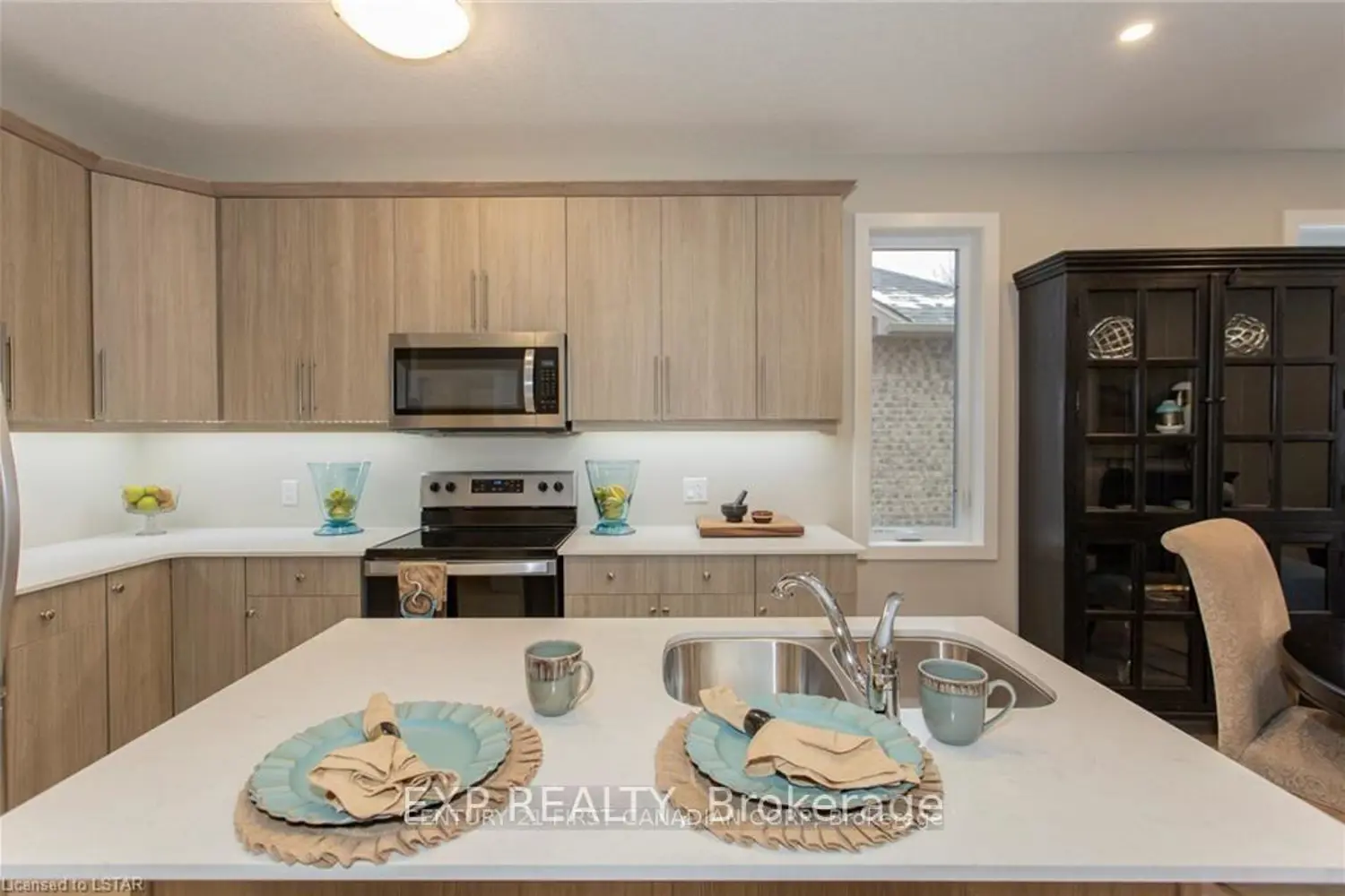 Additional image 5 of 2244 Evans Boulevard