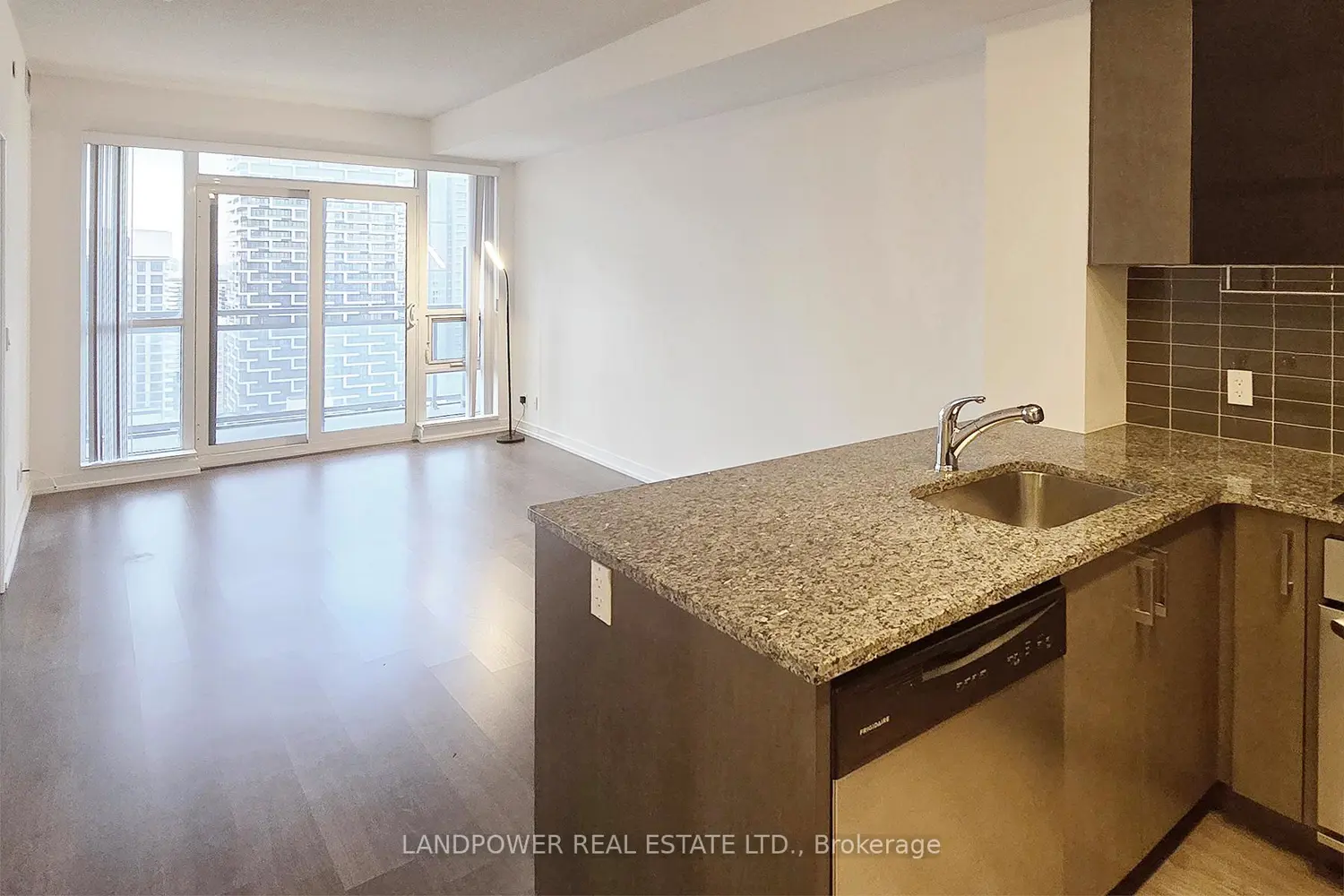 Additional image 6 of 89 Dunfield Avenue 2504