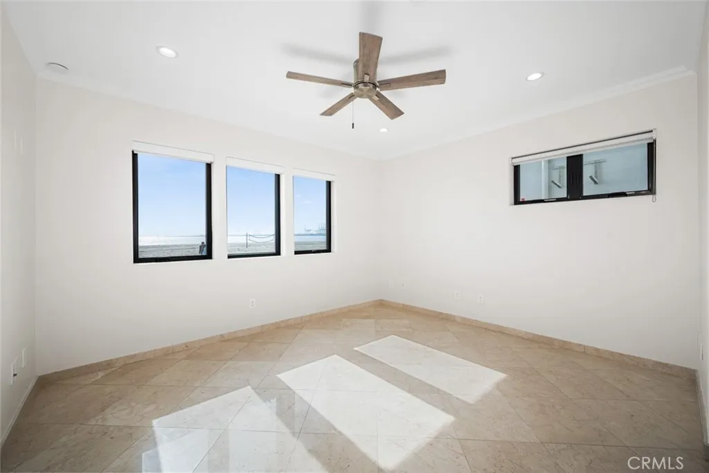 Additional image 80 of 1724 Bluff Pl, Long Beach, CA 90802