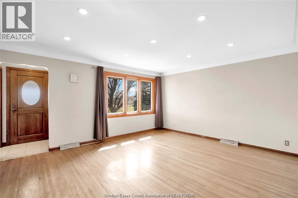 Additional image 6 of UPPER-2144 Grand Marais East, Windsor, ON, N8W1W2