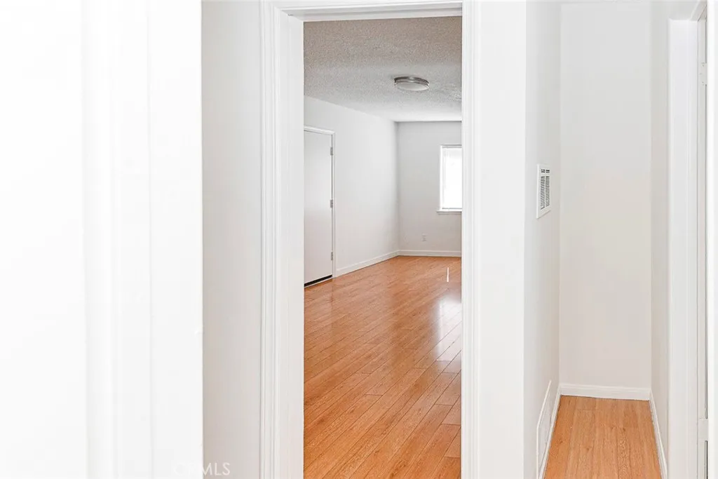 Additional image 55 of 11659 Hamlin Street Unit 6, North Hollywood, CA 91606