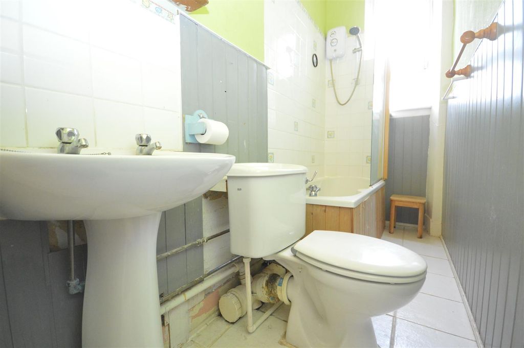 Additional image 8 of 1 bed flat for sale147 Glasgow Road, Dumbarton G82