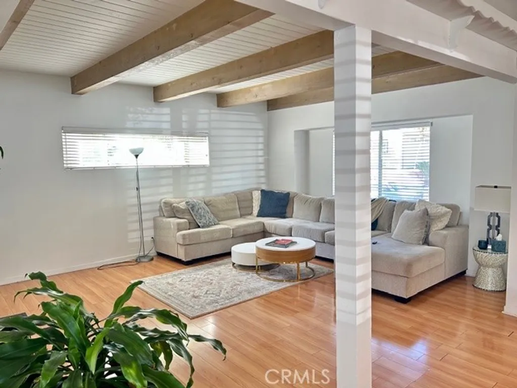 Additional image 4 of 22632 Cass Ave, Woodland Hills, CA 91364