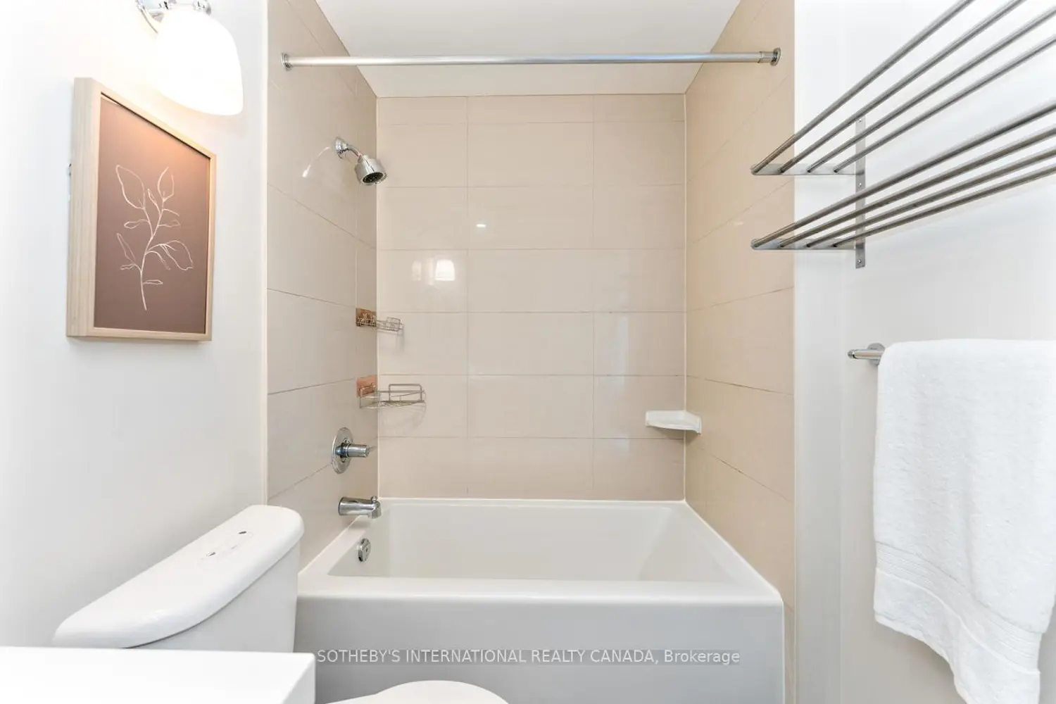 Additional image 11 of 100 Harrison Garden Boulevard 824