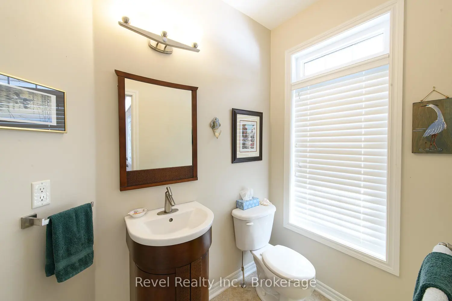 Additional image 3 of 20 Marine View Drive