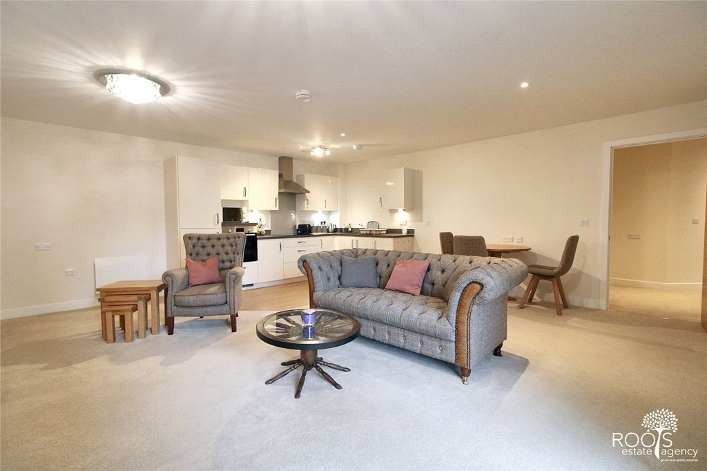 Additional image 3 of 1 bed flat for saleThatcham, Berkshire RG19